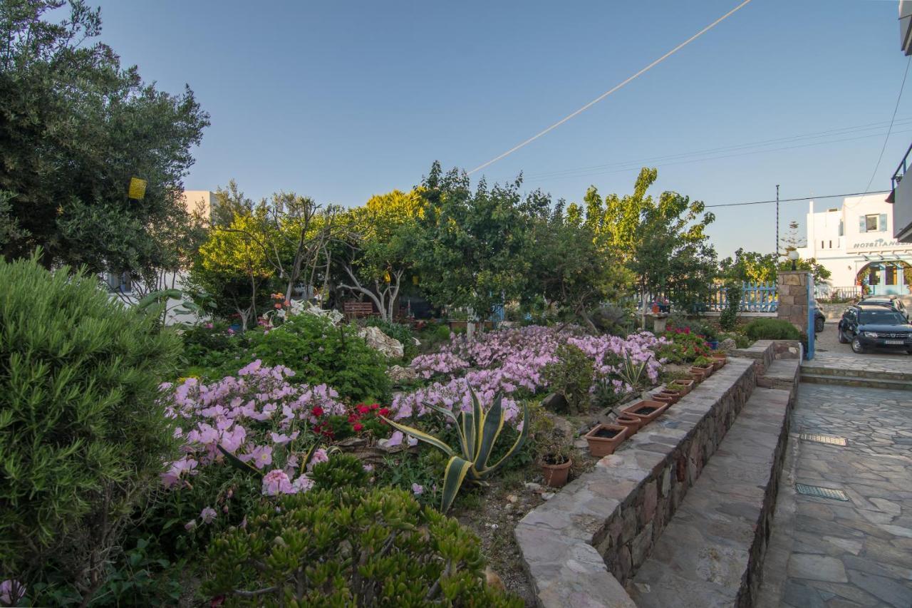אדאמאס Tilemachos Rooms & Studios מראה חיצוני תמונה