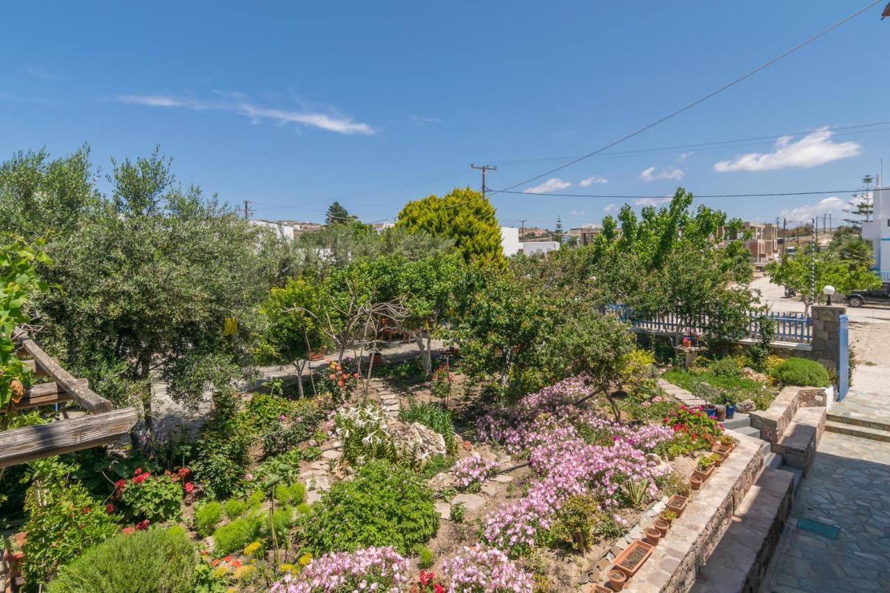 אדאמאס Tilemachos Rooms & Studios מראה חיצוני תמונה
